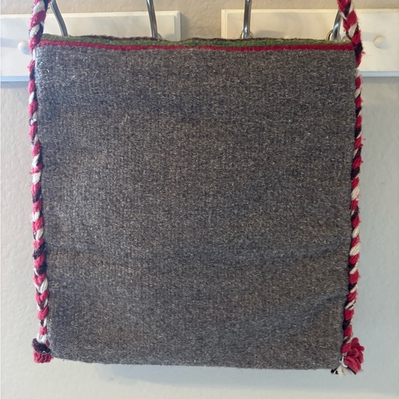 Handwoven Wool Shoulder Bag - Southwest Tribal Design - Picture 8 of 10